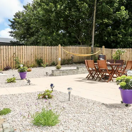 Whispering Willows - The Bungalow Ferienhaus
