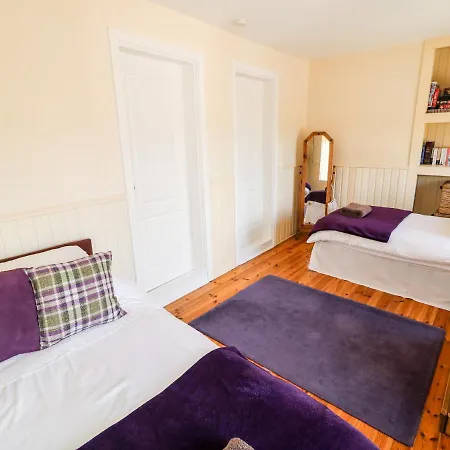 Whispering Willows - The Bungalow Craigtown