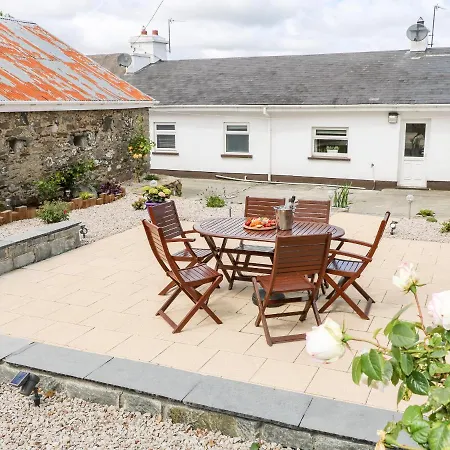 Whispering Willows - The Bungalow Ferienhaus Craigtown